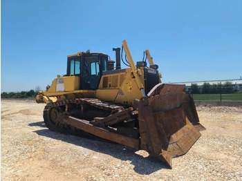 דחפור KOMATSU D155