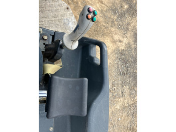 רולר BOMAG DE BW 135 AD-5 Stage IIIa/Tier 4i: תמונה 4 רולר BOMAG DE BW 135 AD-5 Stage IIIa/Tier 4i: תמונה 4