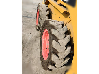 הַחכָּרָה CATERPILLAR 226B CATERPILLAR 226B: תמונה 4 הַחכָּרָה CATERPILLAR 226B CATERPILLAR 226B: תמונה 4