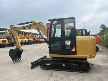 מיני מחפר CATERPILLAR 305.5E2