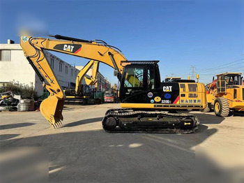 מחפר סורק CATERPILLAR 320D