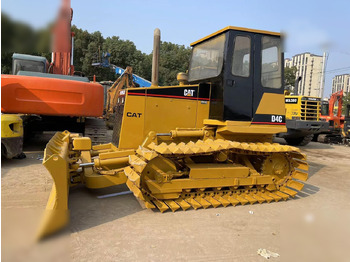 דחפור CATERPILLAR D4C