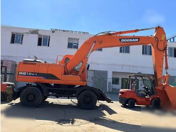 מחפר גלגלים DOOSAN DH210W-7