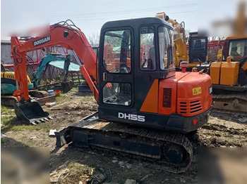 מיני מחפר DOOSAN DH55