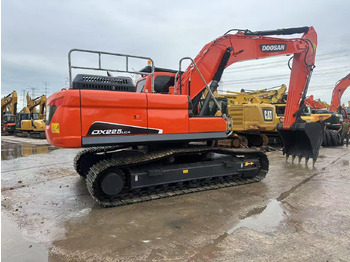 מחפר סורק DOOSAN DX225LCA