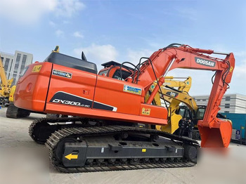 מחפר סורק DOOSAN DX300LC-9C