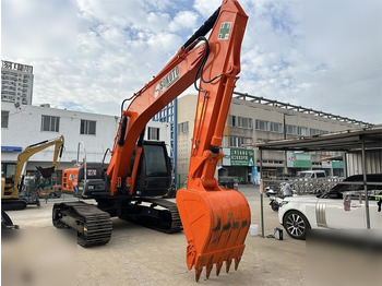 מחפר סורק HITACHI ZX200 LC: תמונה 3