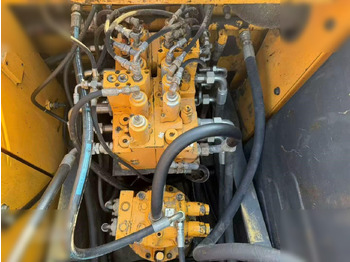 מחפר גלגלים HYUNDAI ROBEX 150W-7A: תמונה 5