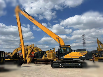 מחפר הריסה HYUNDAI