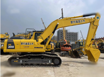 מחפר סורק KOMATSU PC200-8