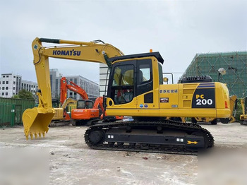 מחפר סורק KOMATSU PC200-8