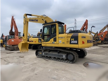 מחפר סורק KOMATSU PC200-8: תמונה 2