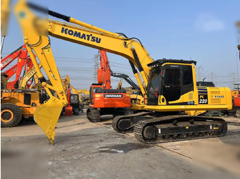מחפר סורק KOMATSU PC220-8
