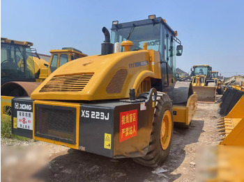 רולר XCMG XS223J: תמונה 2