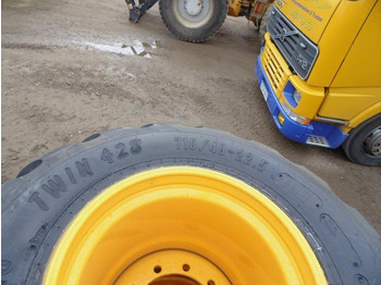 חבילת גלגלים וצמיגים TRELLEBORG