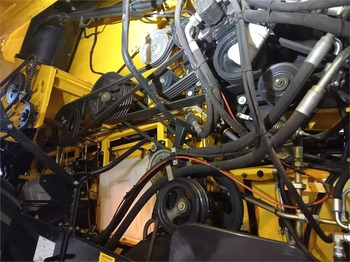 מקצרת קומבינה New Holland CR9.80: תמונה 5