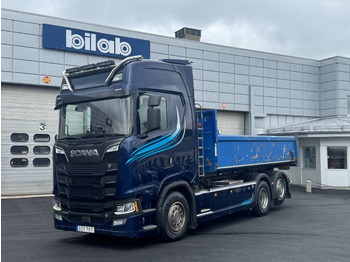 משאית הרמת וו SCANIA S 580