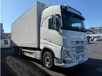 משאית תיבה VOLVO FH 540