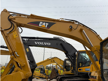 מחפר סורק CATERPILLAR 320B