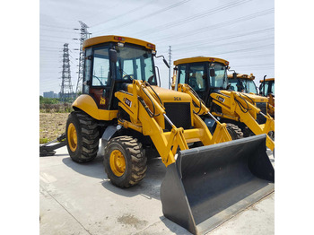 מחפרון JCB 3CX