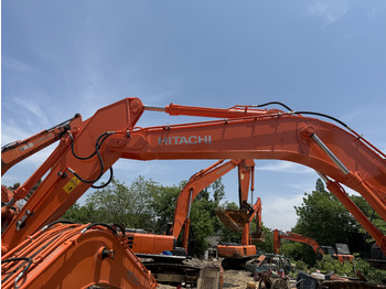 מחפר גלגלים HITACHI
