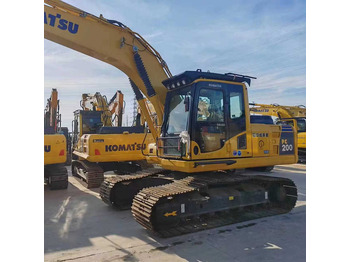 מחפר KOMATSU PC200-8
