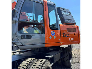 מחפר HITACHI ZX130W