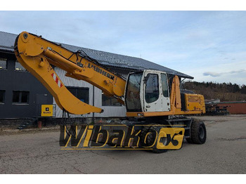 מחפר גלגלים LIEBHERR A 924