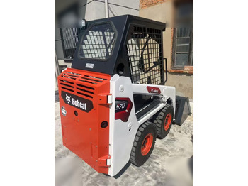 מעמיס היגוי החלקה BOBCAT S70