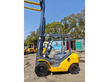 מחפר KOMATSU