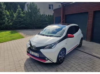 מכונית TOYOTA