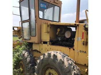 הַחכָּרָה  Japan Komatsu GD511 Motor Grader Cheap Price Komatsu Road Grader GD511 Good Condition in China Japan Komatsu GD511 Motor Grader Cheap Price Komatsu Road Grader GD511 Good Condition in China: תמונה 1