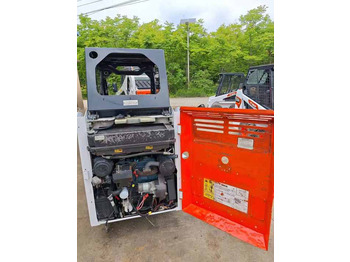מעמיס היגוי החלקה Second Hand Bobcat S70 Skid Steer Loader on Stock  Excellent Performance Bobcat S70 S160 S300 330 Skid Steer for Sale: תמונה 4