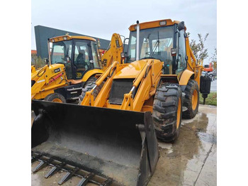 מחפרון JCB 3CX