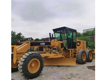 מפלסת CATERPILLAR 140H