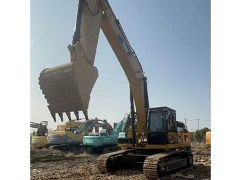 מחפר סורק CATERPILLAR