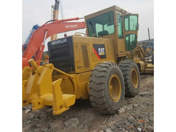 מפלסת CATERPILLAR 140G