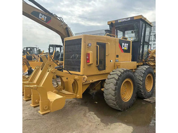 מפלסת CATERPILLAR 140K