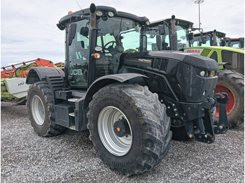 טרקטור חקלאי JCB Fastrac 4220