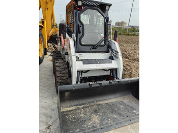 מכונת בנייה BOBCAT S18