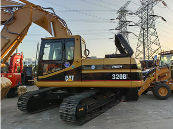מכונת בנייה CATERPILLAR