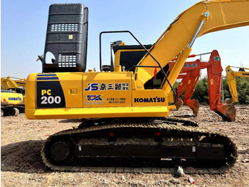 מכונת בנייה KOMATSU PC200-8