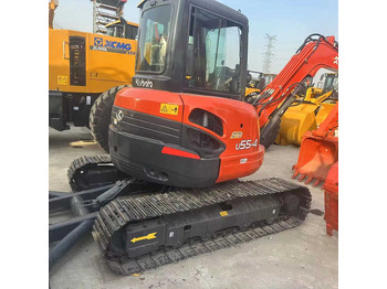 מחפר KUBOTA