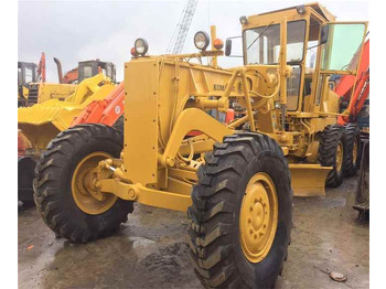 מפלסת KOMATSU