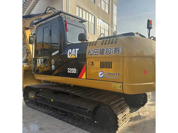 מחפר CATERPILLAR 320D