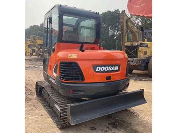 מחפר סורק DOOSAN DX60