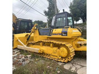 דחפור KOMATSU D85