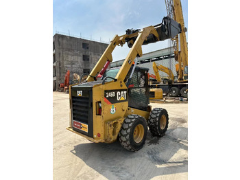מעמיס היגוי החלקה CATERPILLAR