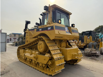 דחפור CATERPILLAR D8T