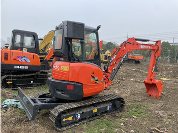 מיני מחפר KUBOTA